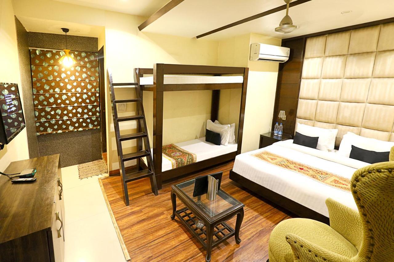 Staybook Hotel Aira New Delhi Railway Station Paharganj Exterior foto