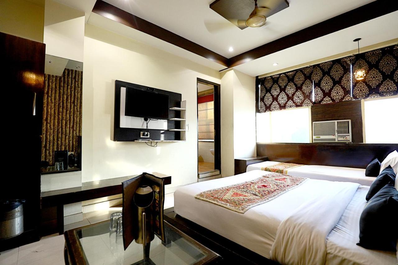 Staybook Hotel Aira New Delhi Railway Station Paharganj Exterior foto