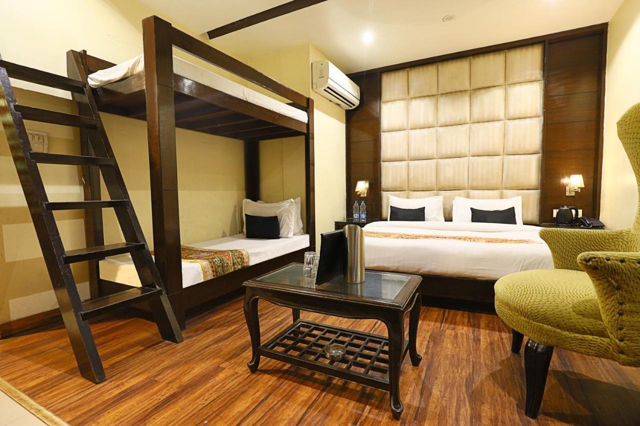 Staybook Hotel Aira New Delhi Railway Station Paharganj Exterior foto