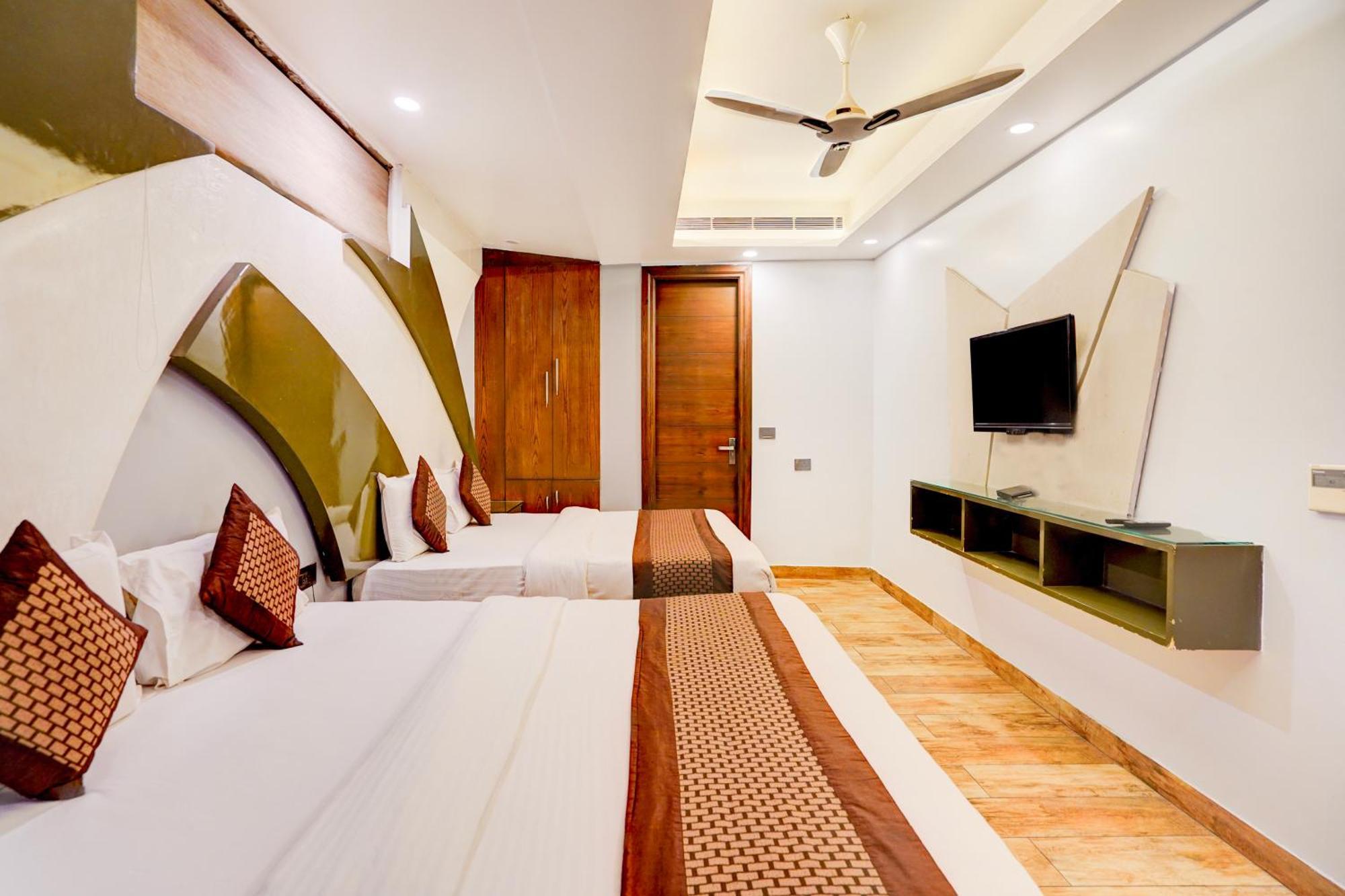 Staybook Hotel Aira New Delhi Railway Station Paharganj Exterior foto